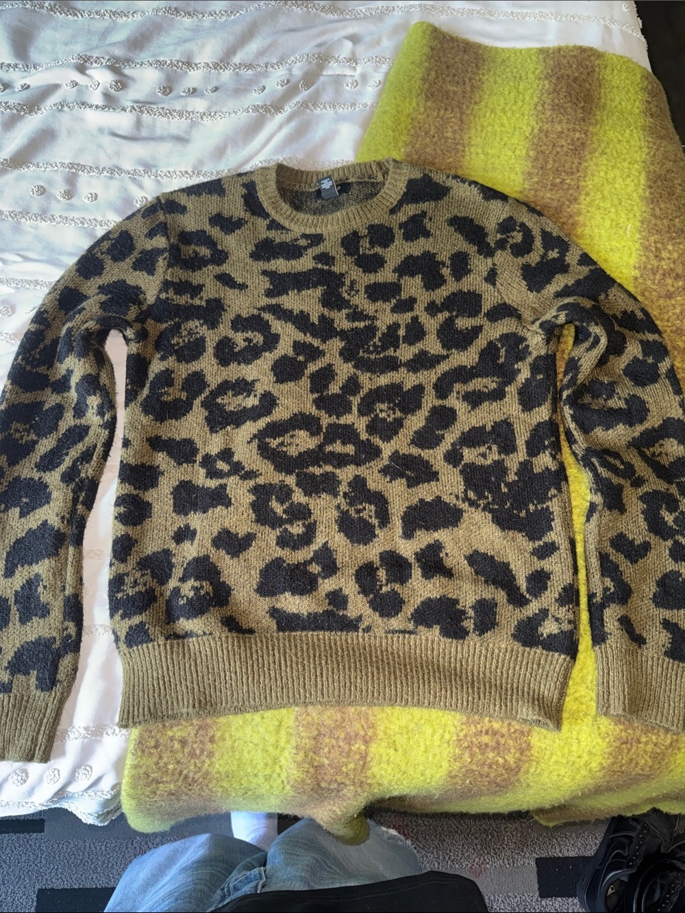 Forever 21 Leopard Crewneck Sweater